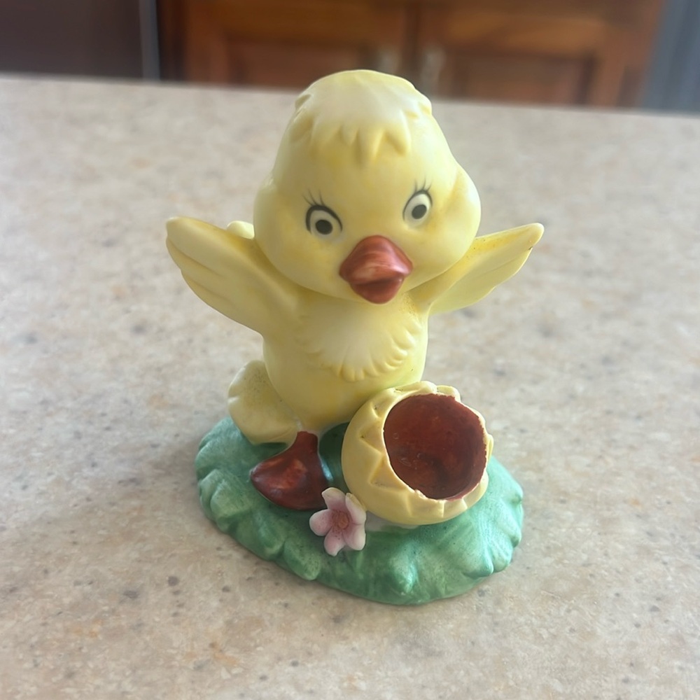 Lefton little duckling with cracked egg